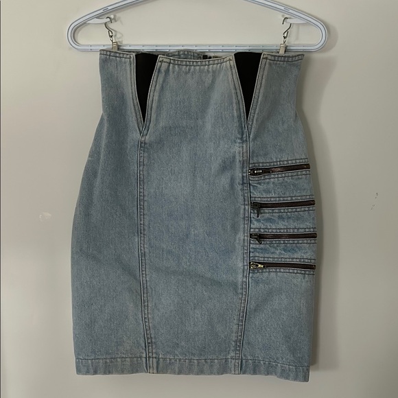 Santana Canada Dresses & Skirts - Santana light blue Denim Skirt with Zipper Accents